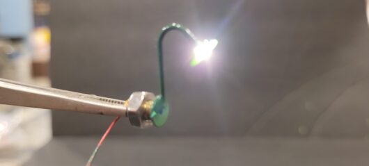 LED 05  FLOOD SMD LED LIGHT WITH SHADE SCREW MOUNT - Image 4