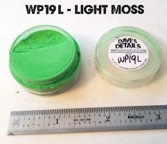 WP19L - LARGE DAVE'S WEATHERING POWDER - LIGHT MOSS