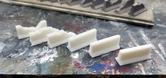 1:87 HO ROAD BARRIERS (UNPAINTED) - Image 7