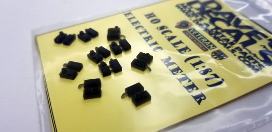 1:87 HO SCALE SMALL ELECTRICAL METER PLAIN (10)