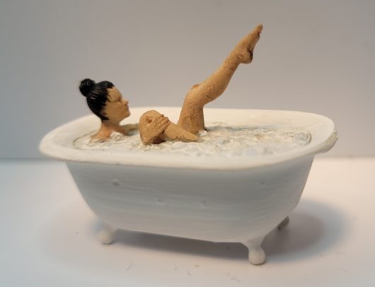 MA001 - GIRL IN TUB HO and O